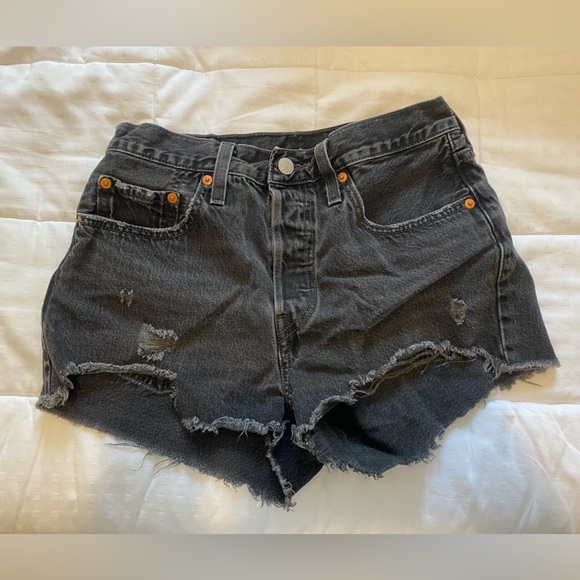 Levi 501 shorts - Picture 1 of 2
